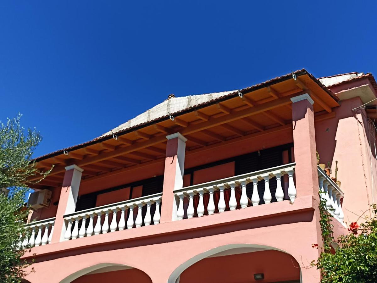 Iren Holiday Apartment Ypsos Exterior photo