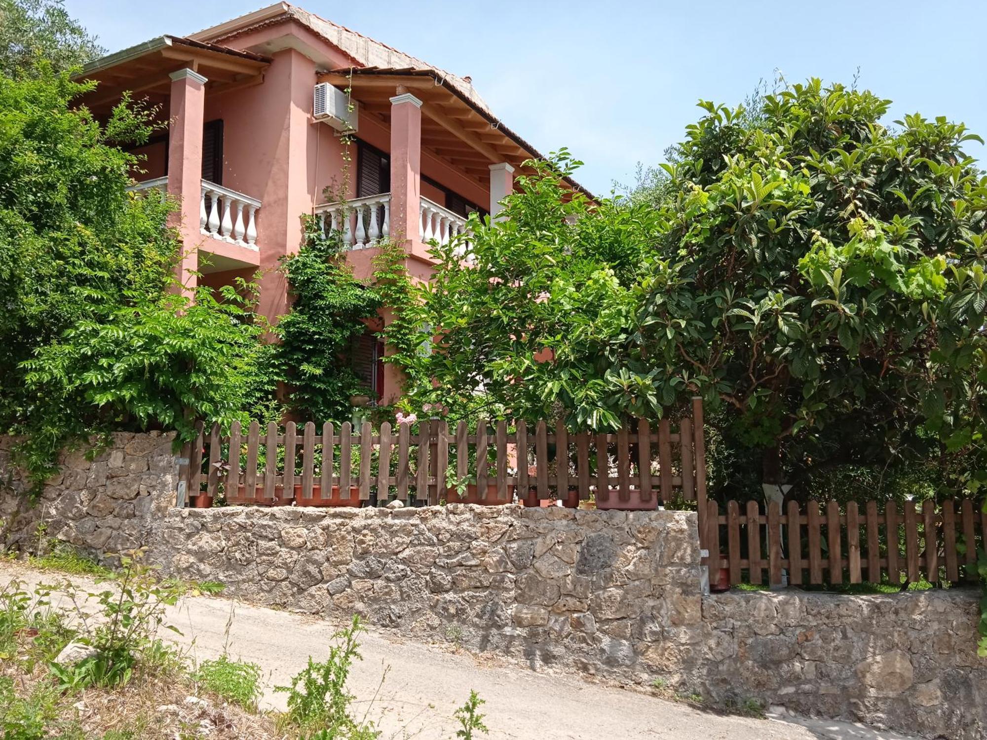 Iren Holiday Apartment Ypsos Exterior photo